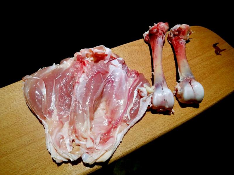 狗狗喜欢吃什么?其实荤素都可以搭配