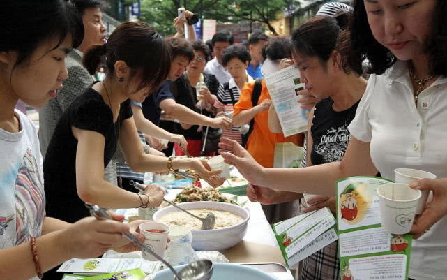国内外舆论压力太大,韩国最大的狗肉屠宰场宣布关闭